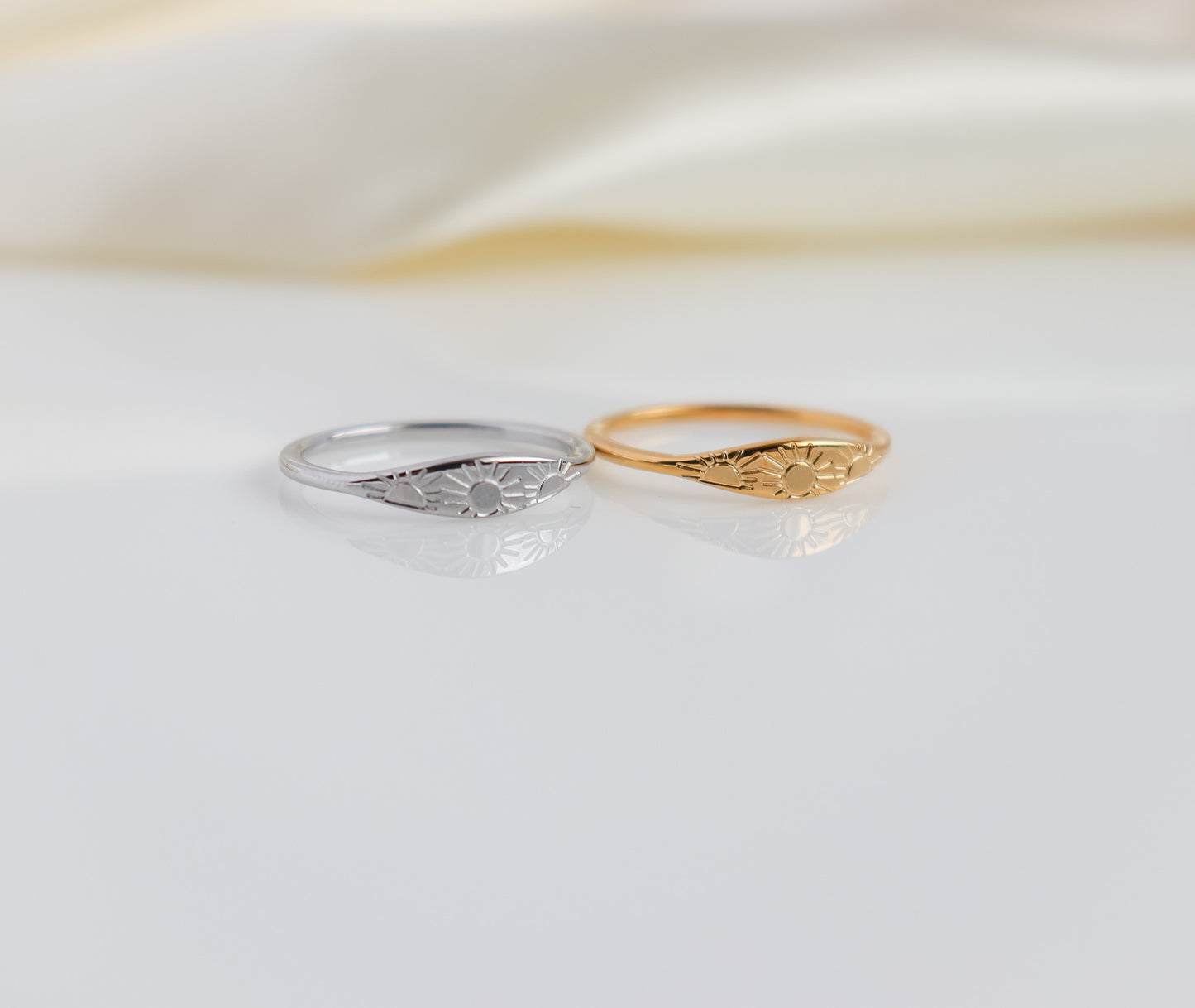 Minimal Statement Band (Sun/Rectangle)