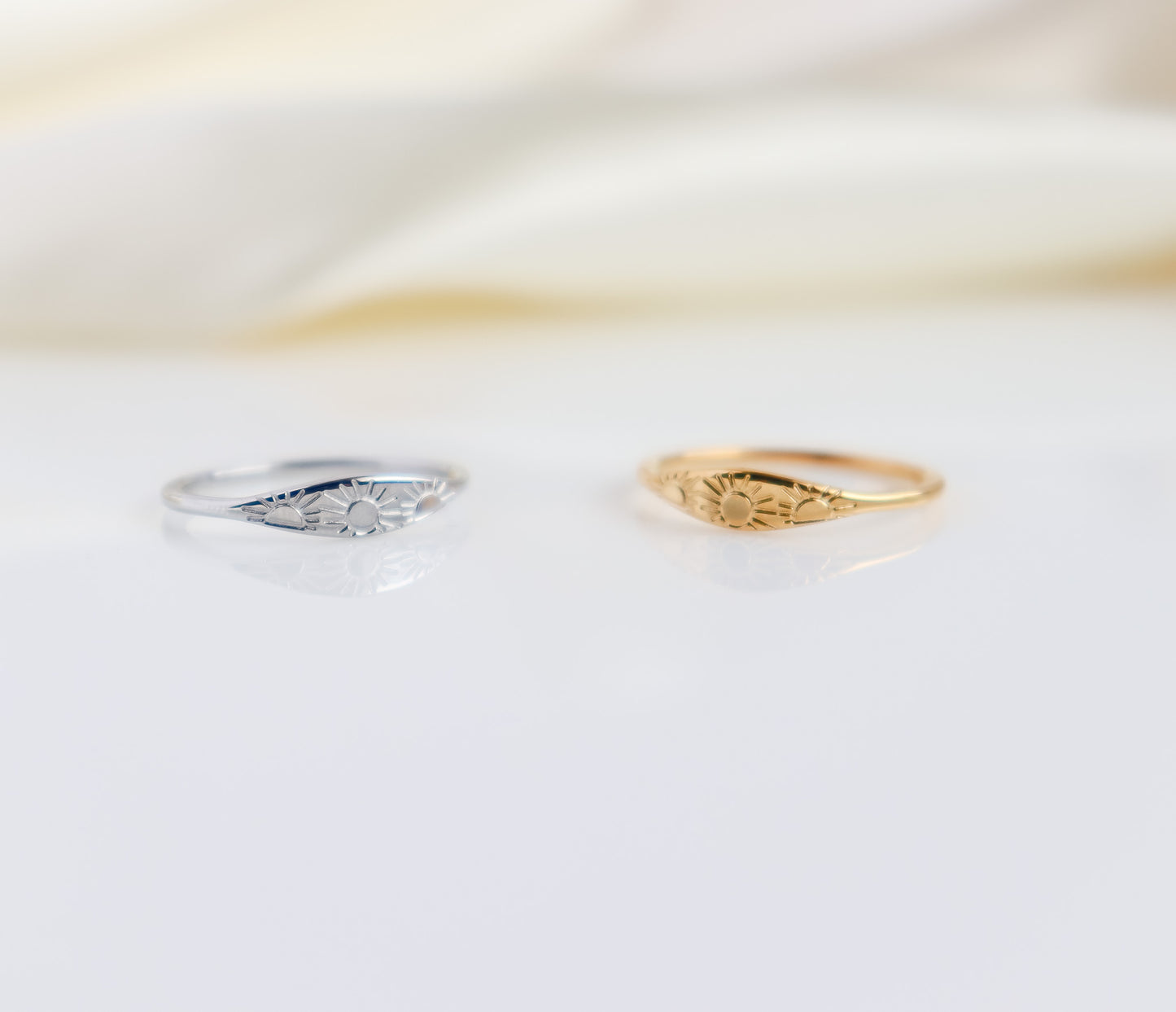 Minimal Statement Band (Sun/Rectangle)