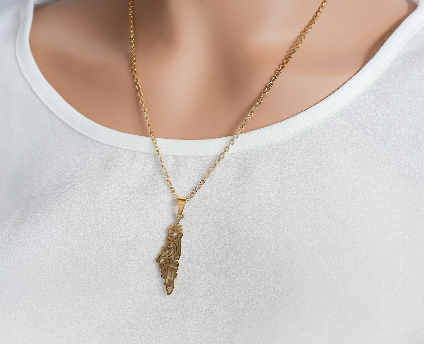 Unlined Calligraphy Palestine Map Necklace