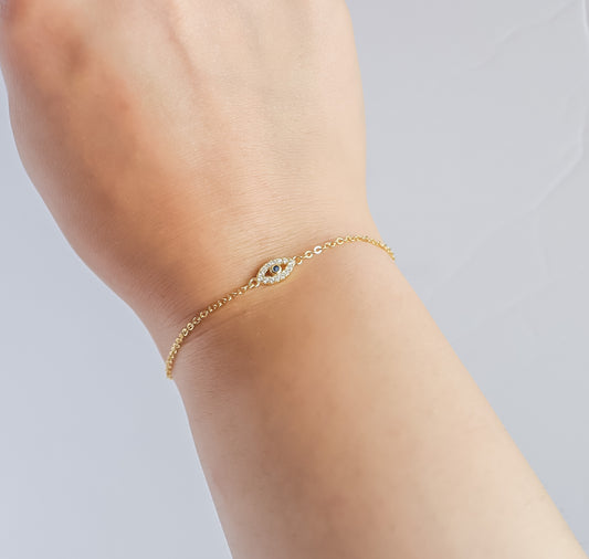 Studded Evil Eye Simple Chain Bracelet