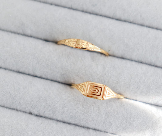 Minimal Statement Band (Sun/Rectangle)