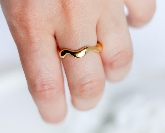 Wavey Ring I Wave Ring | Curvy Ring | Statement Ring | Water Element Ring | Twisted Ring | Bridesmaid Gift | Minimalist Ring For women