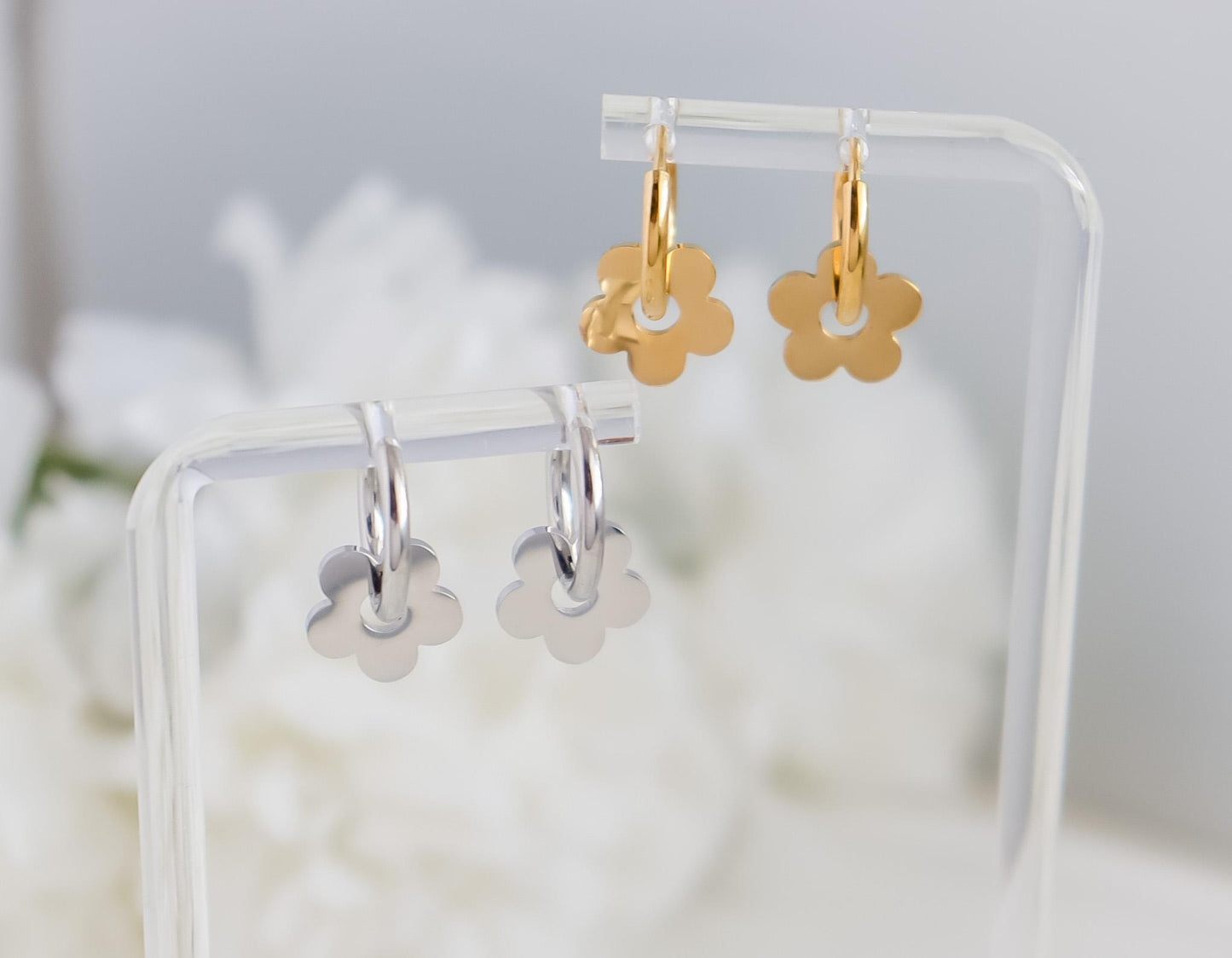Daisy Stud | Daisy Earrings | Flower Earrings | Flower Stud Earring | Stud Gold I Birthday Gift for Her | Earring For Her | Stud For Her