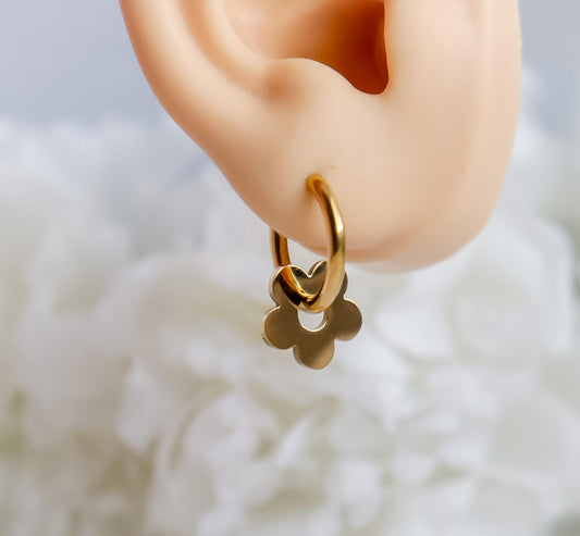 Daisy Stud | Daisy Earrings | Flower Earrings | Flower Stud Earring | Stud Gold I Birthday Gift for Her | Earring For Her | Stud For Her