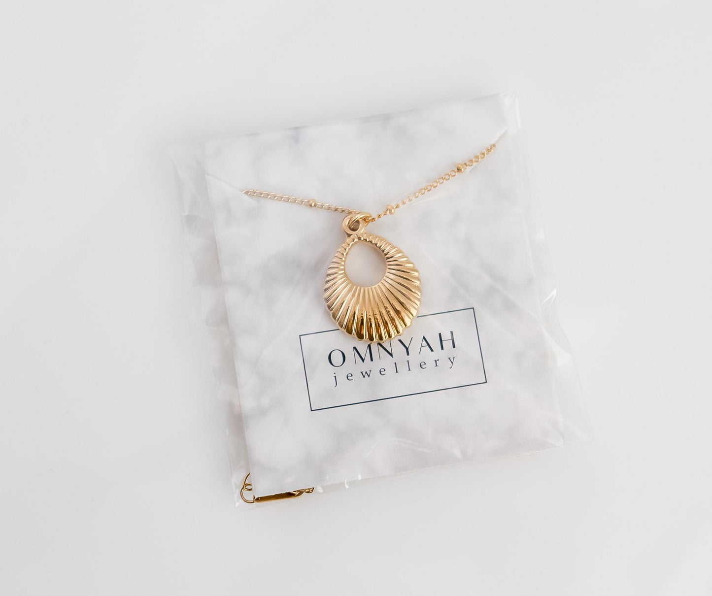 Dome Twisted Necklace | Croissant Necklace | Gold Necklace | Minimalist Wedding Jewelry | Bridal Shower Gift | Oval Shape Pendant