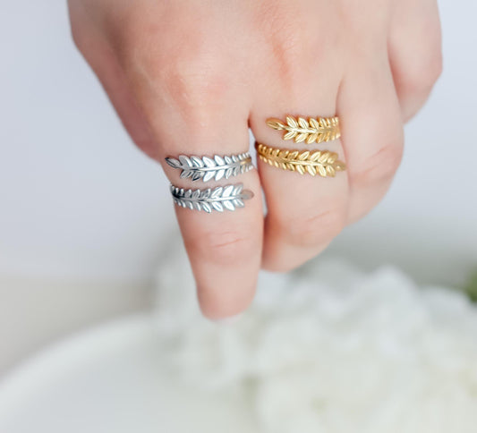 Leaf Ring | Feather Ring | Gold Ring | Leaf Signet Ring | Stackable Ring | Resizable Ring | Gift for Her | Ring For Her | Christmas Gift