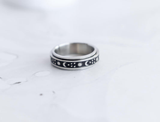 Black & Silver Half Moon Star Spinner Fidget Ring