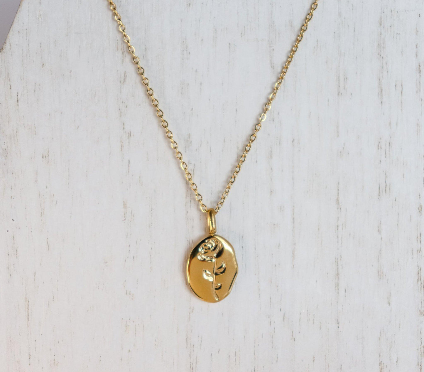 Irregular Oval Rose Necklace