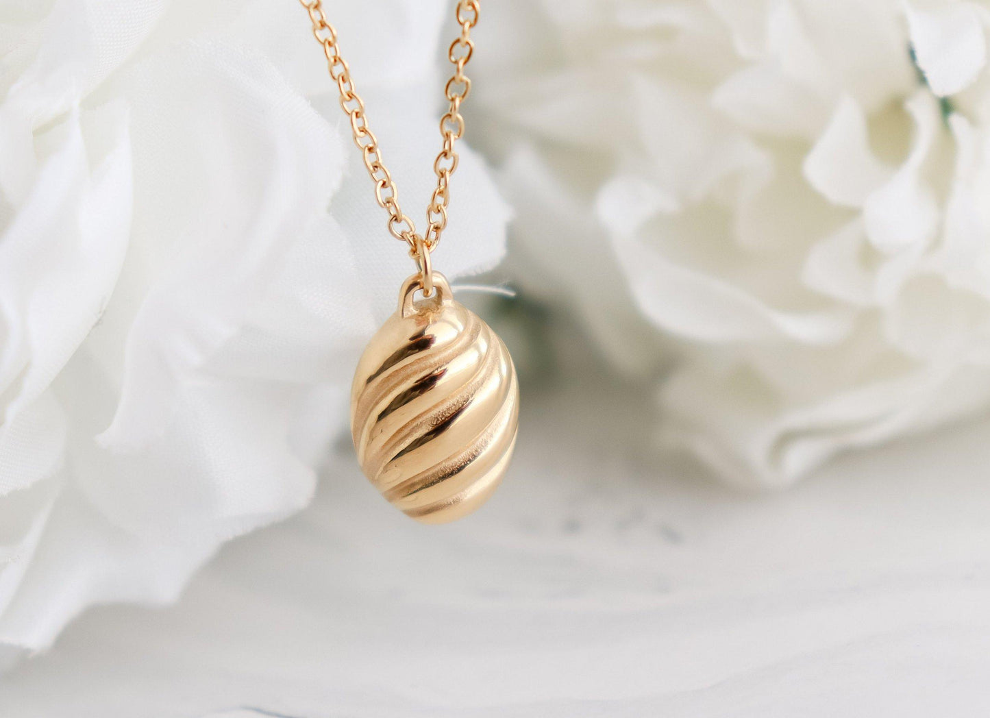 Croissant Pendant Necklace