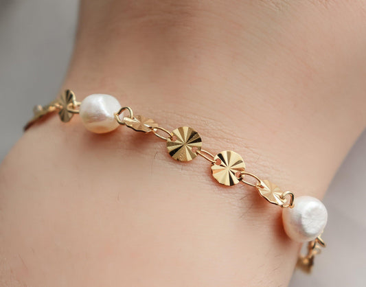 Pearl Sunburst Disc Bracelet