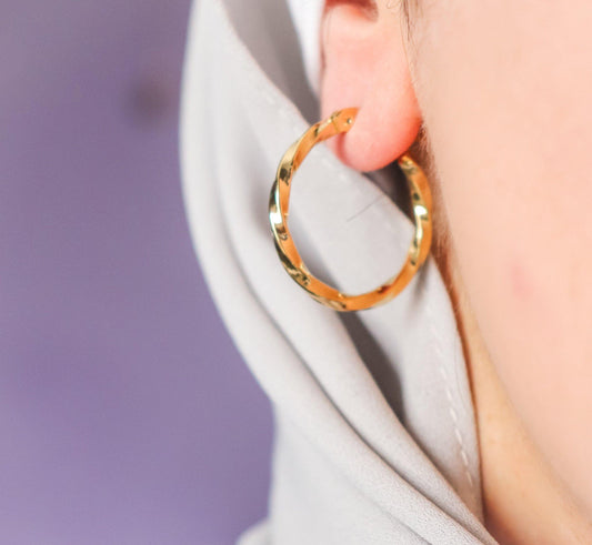 Twist Hoop Earring