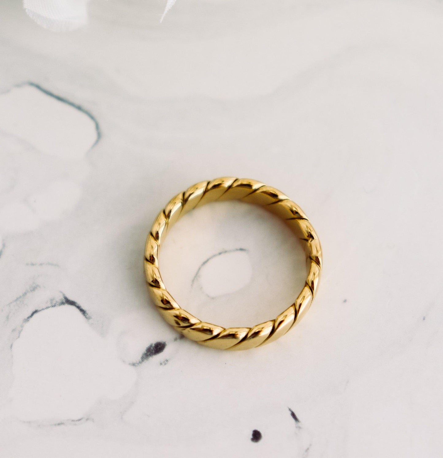 Cruller Ring