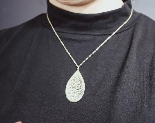 Teardrop Ayatul Kursi Pendant Necklace