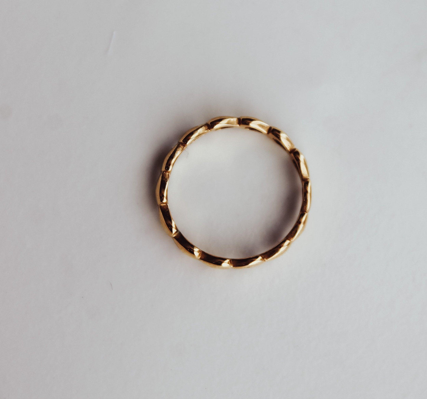 Thin Heart Ring
