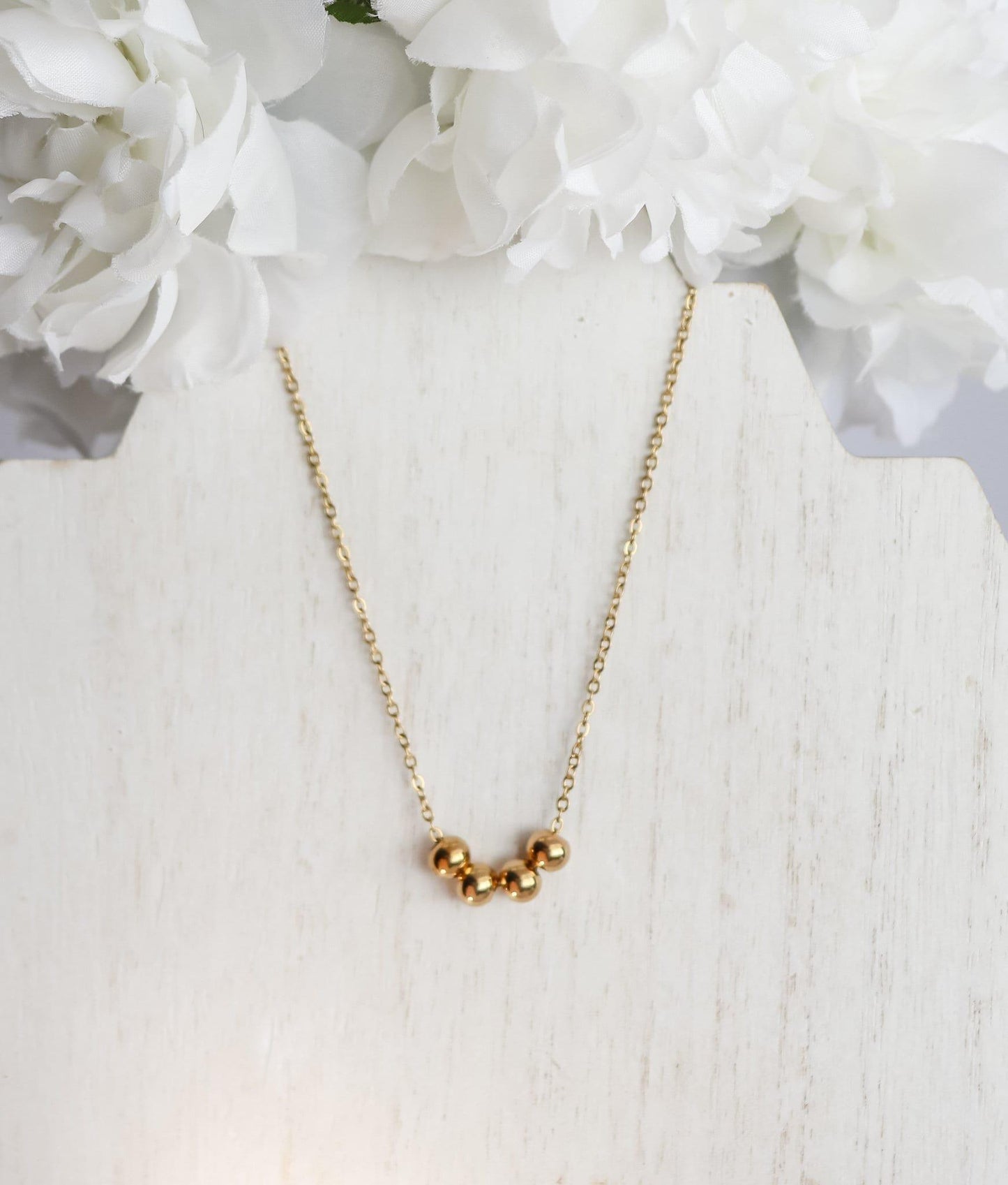 Multiple Beads Necklace