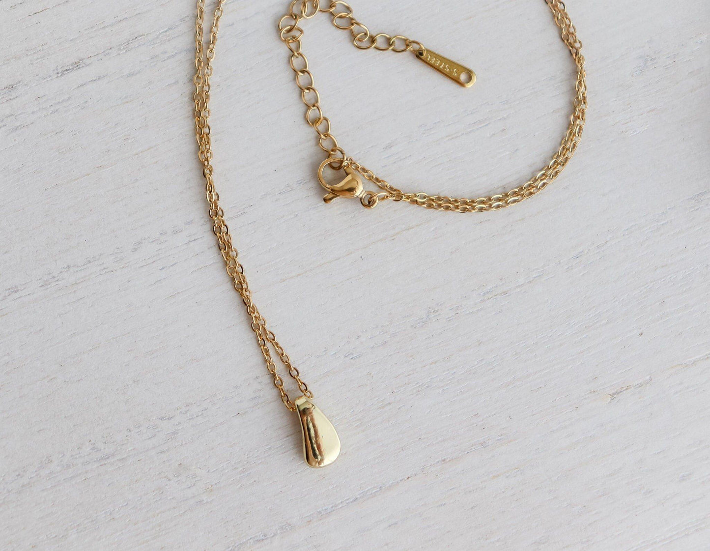 Waterdrop Necklace