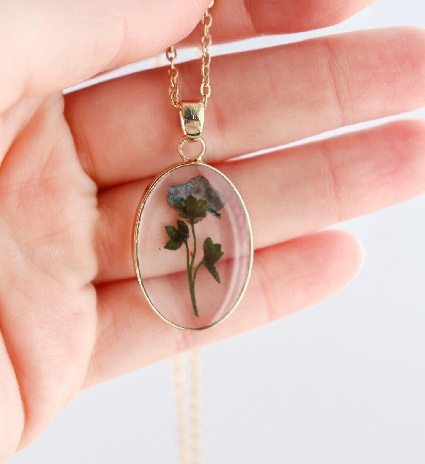 Oval Resin Pressed Flower Necklace