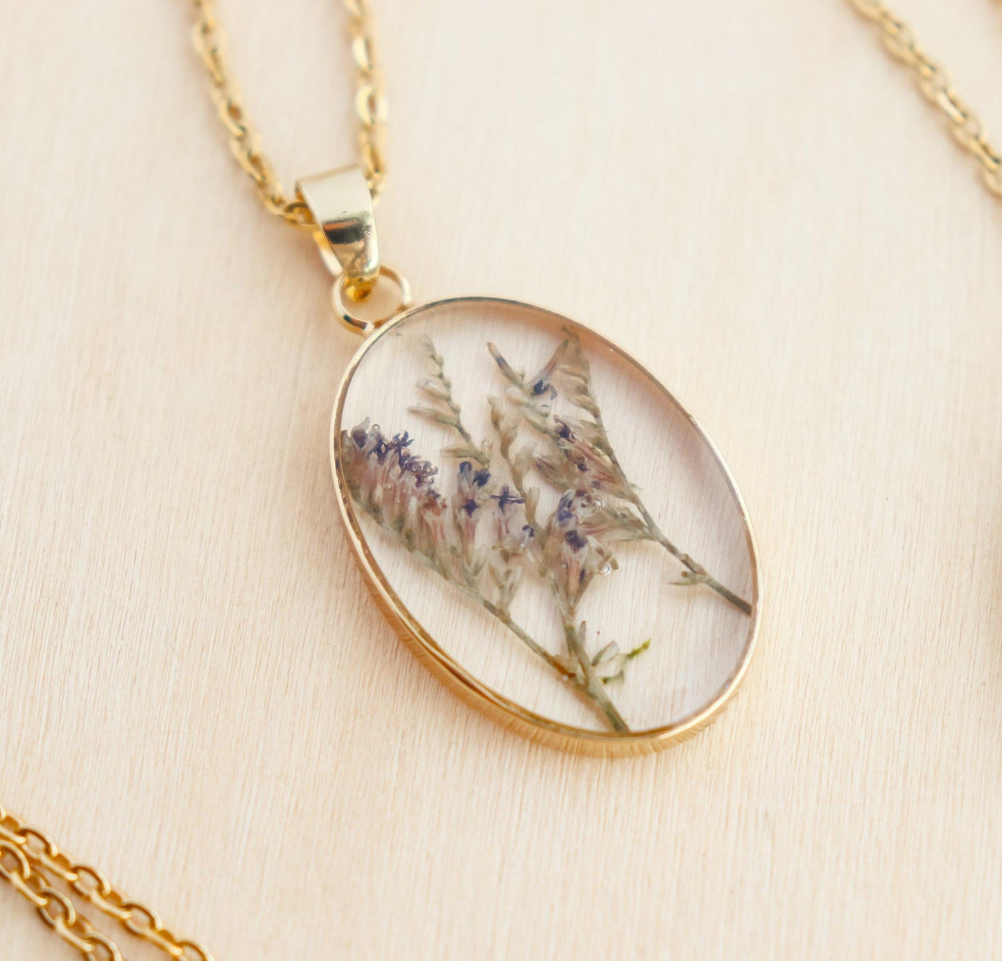 Oval Resin Pressed Flower Necklace