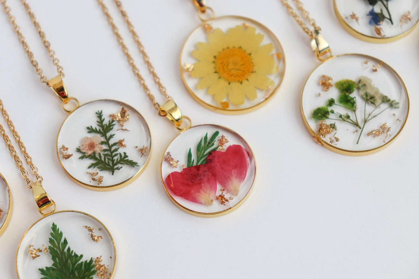 Horoscope Pressed Flower Pendant Necklace with Gold Flakes