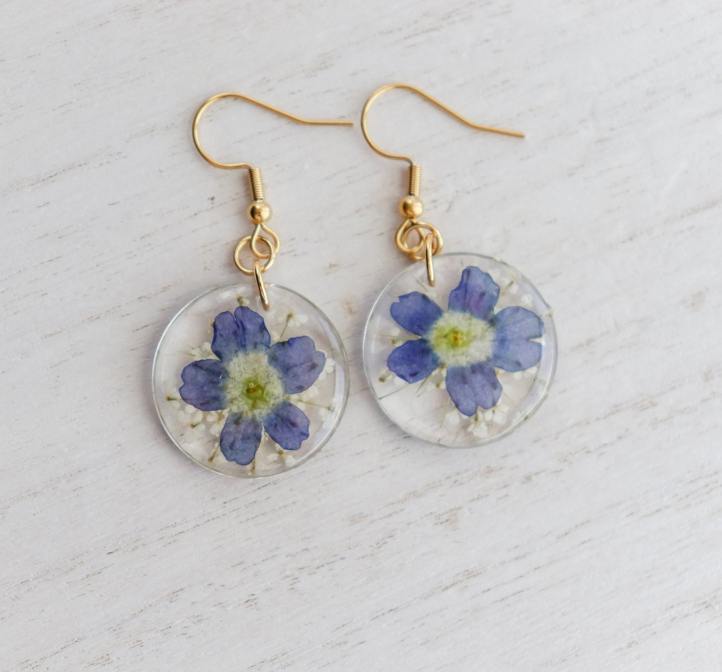 Round Resin Pressed Flower Dangle Earring