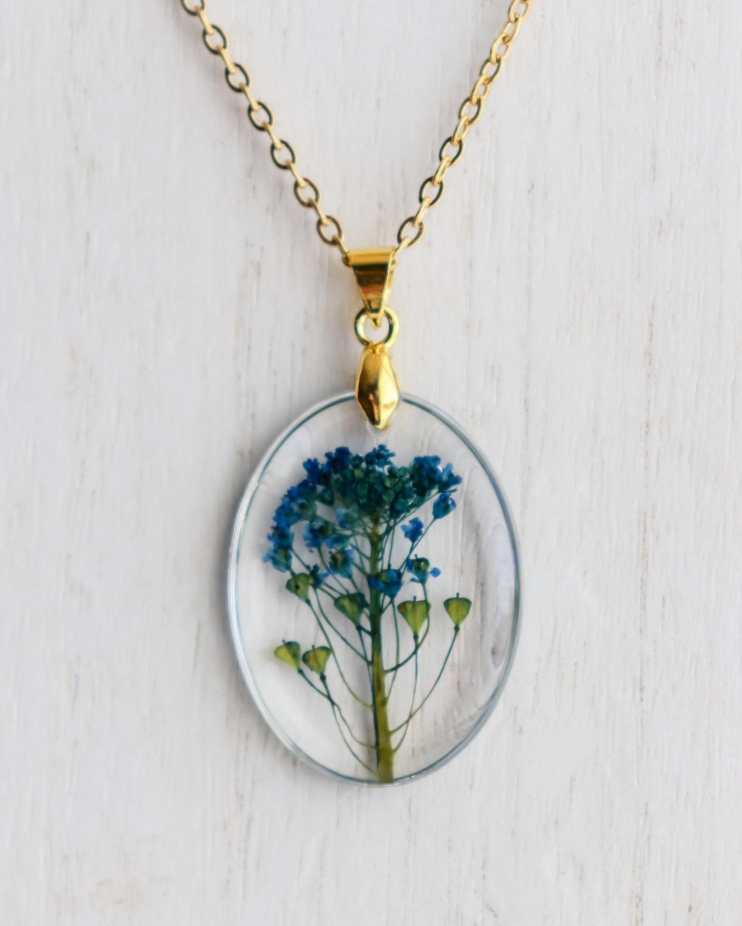 Rimless Oval Resin Pressed Flower Pendant Necklace