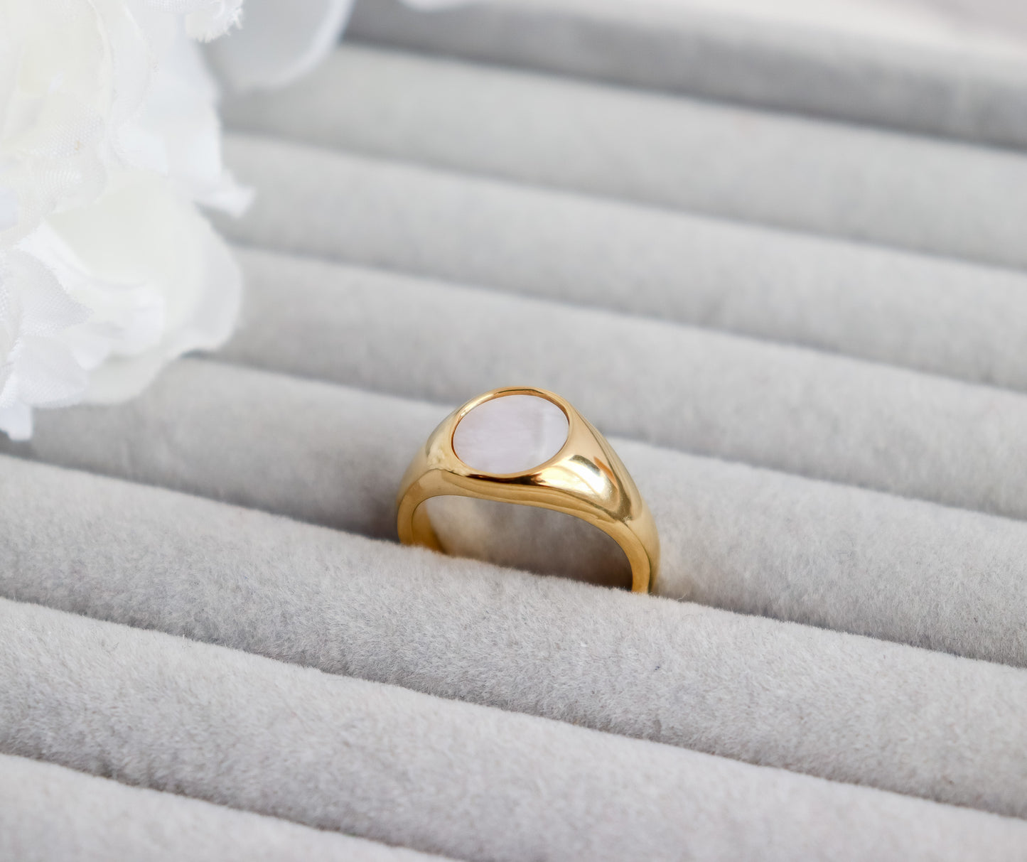 Statement Pearl Ring