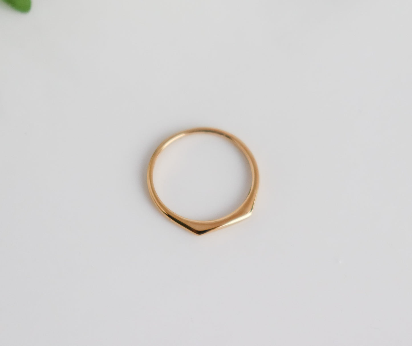 Minimal Bar Ring