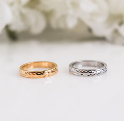 Feather Pattern Band Ring