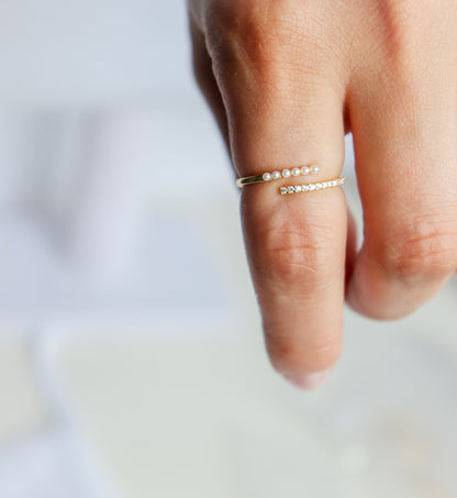 Resizable Half Zircon/Pearl Ring