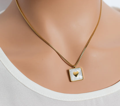 Pearl Heart Square Necklace