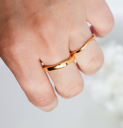 Statement Wavy Ring