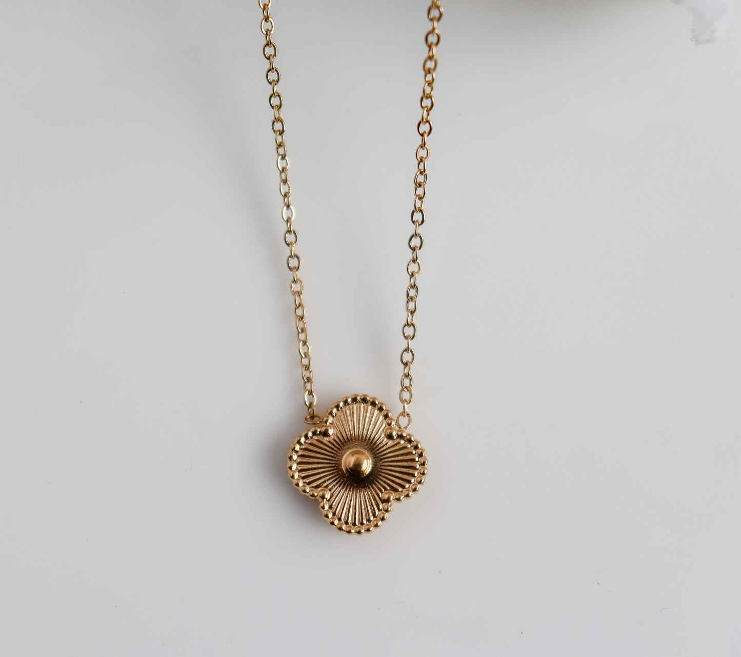 Solid Clover Necklace