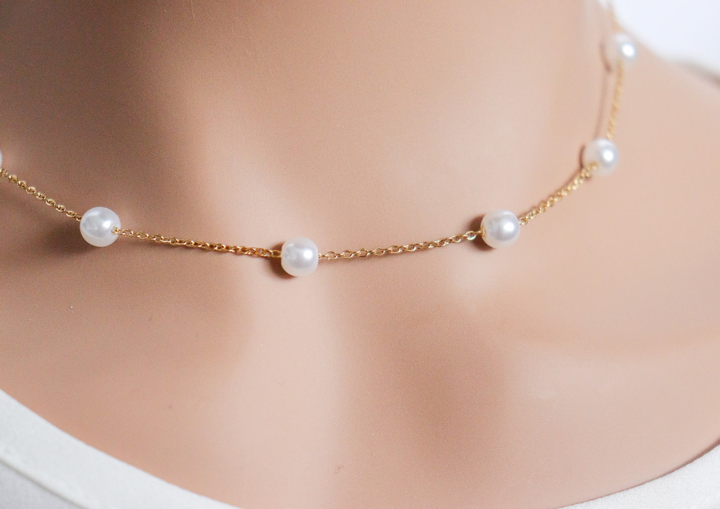 Dotted Pearl Chain Necklace