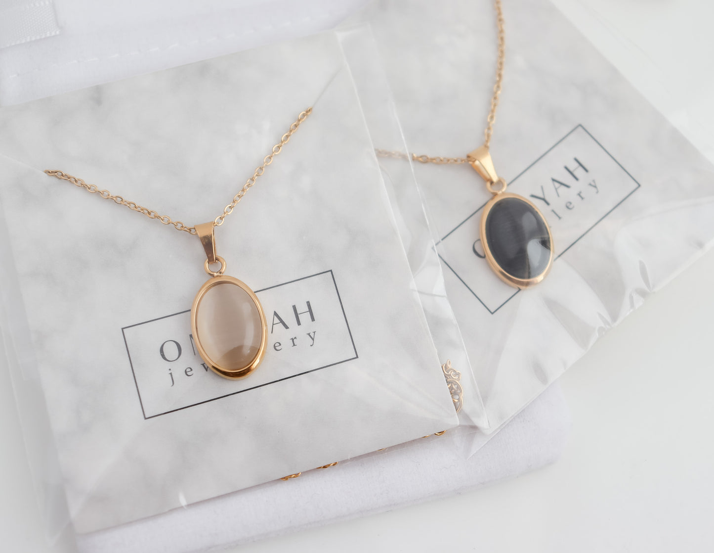 Oval Onyx/Opal Pendant Necklace