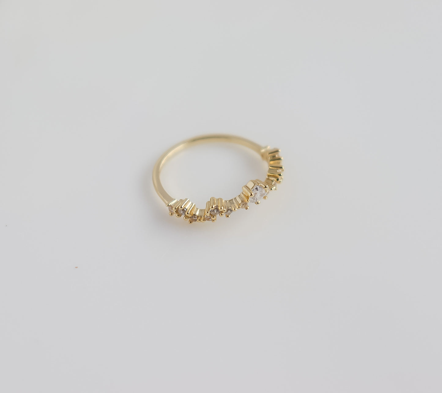 Tiara Zircon Ring