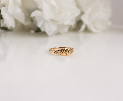 Leaf Engraved Ring