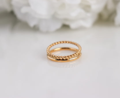 Stud & Twist Band Ring