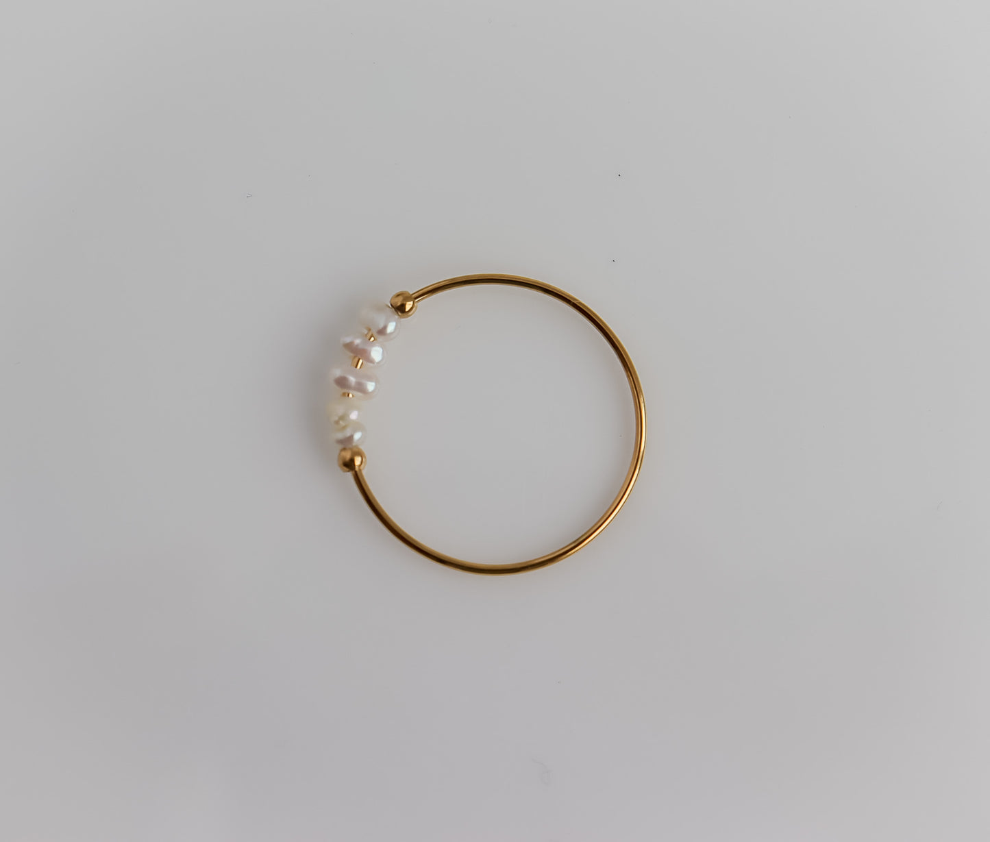 Multi Pearl Ring