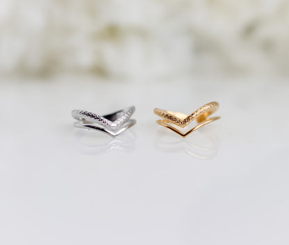 Resizable Double Wishbone Ring