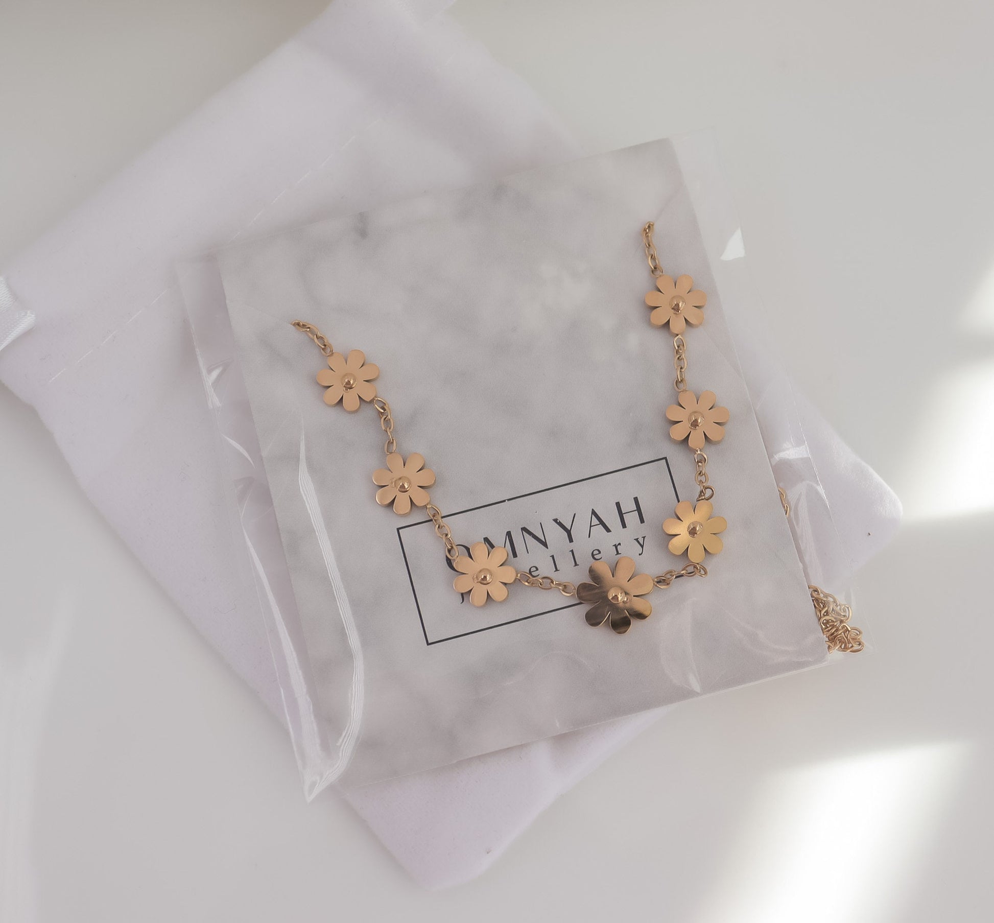 Daisy Necklace | Rose Necklace | Delicate Layering | Flower Necklace | Minimalist Wedding Jewelry | Bridal Shower Gift | Daisy Bracelet