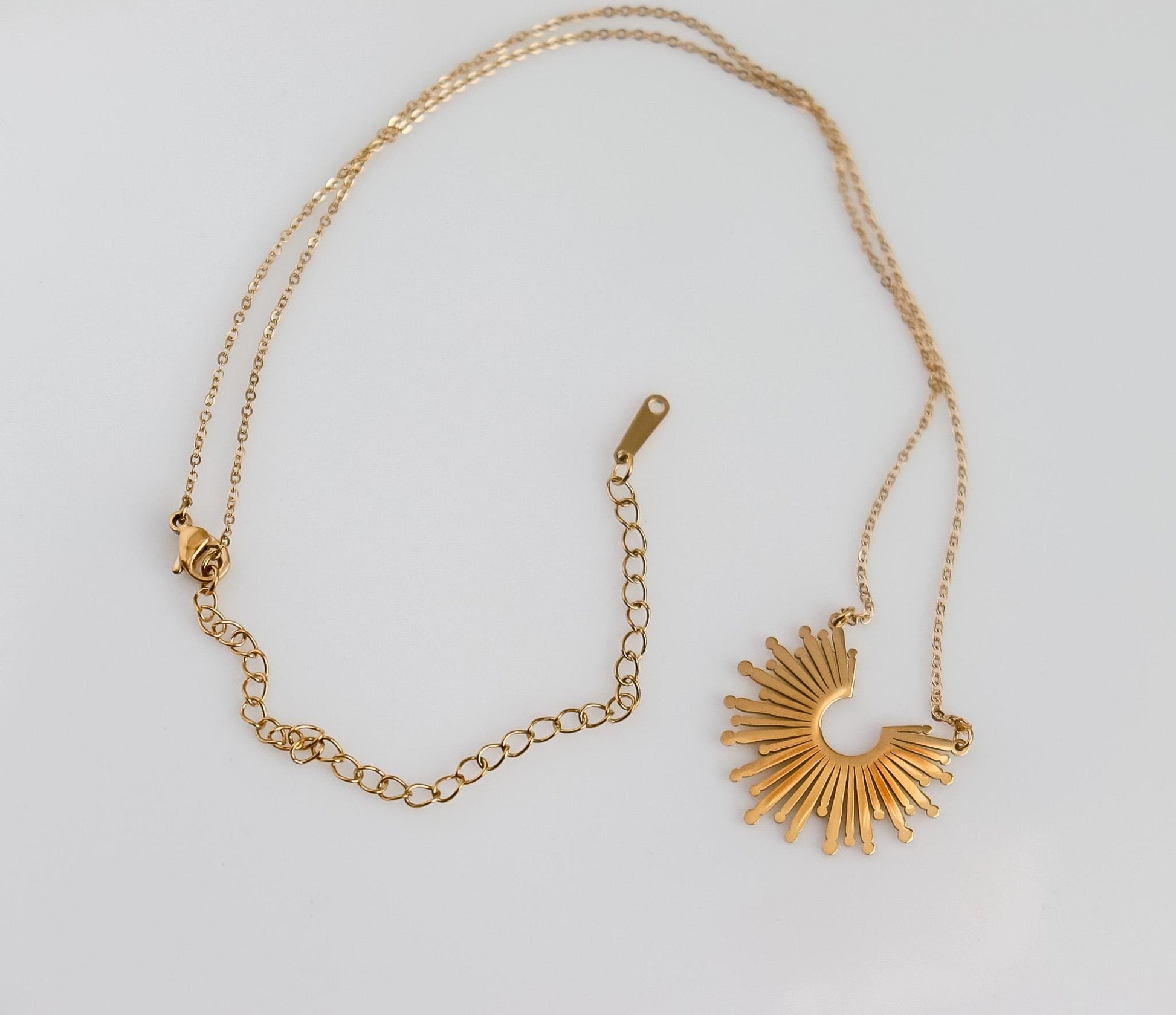Sun Necklace | Sunburst Necklace | Leaf Necklace | Statement Sun Pendant | Minimalist Wedding Jewelry I Bridal Shower | Sunshine Necklace