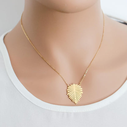 Sun Necklace | Sunburst Necklace | Leaf Necklace | Statement Sun Pendant | Minimalist Wedding Jewelry I Bridal Shower | Sunshine Necklace