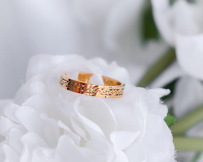 S Pattern Ring