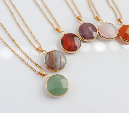 Rimmed Round Stone Necklace