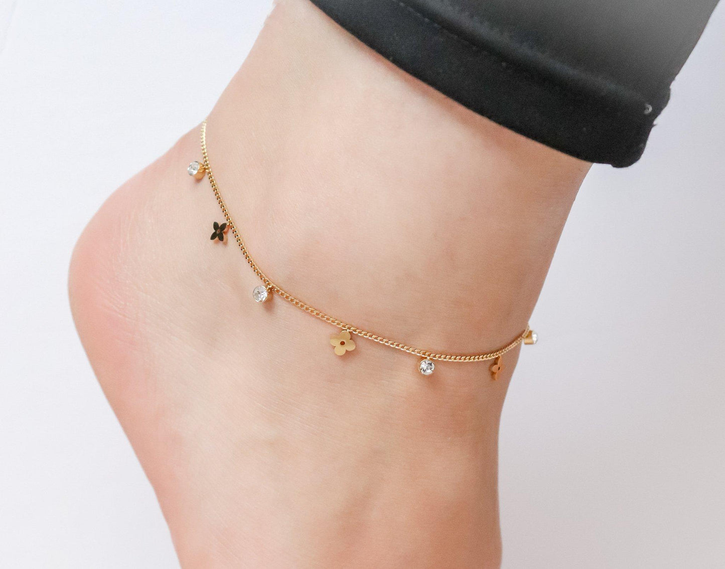 Clover Pendant Anklet