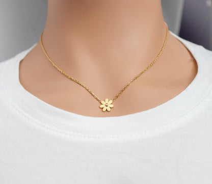 Single Flower Necklace