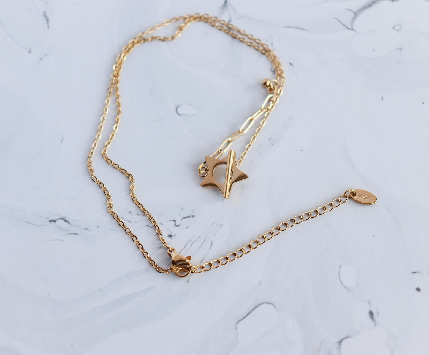 Star Pendant Block Necklace