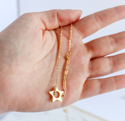 Star Pendant Block Necklace