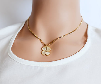 Clover Flower Necklace