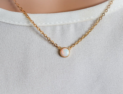 Minimal Opal Pendant Necklace